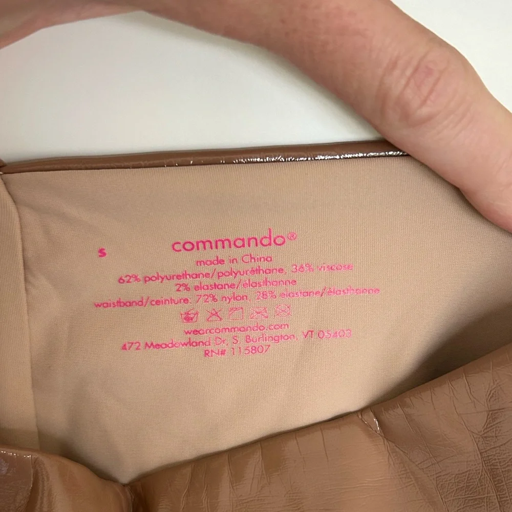 Commando Patent Leather Leggings in Tan